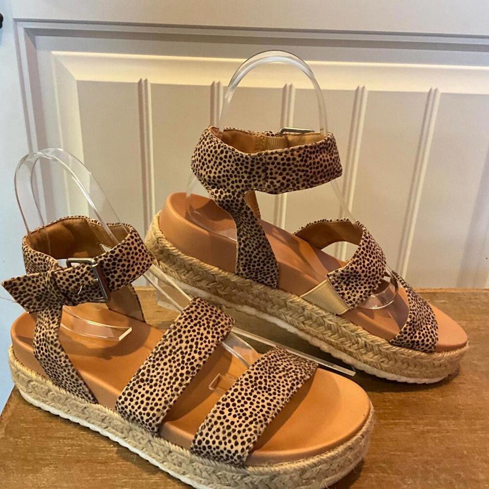 Animal Print Ankle Strap Platform Sandals 10M - Picture 2 of 3